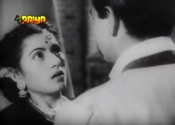 Kamla realises who the Thakur is