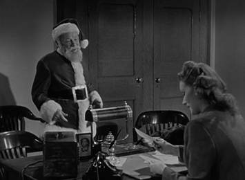 Doris boots Mr Kringle out