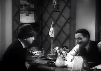 The hotel manager has a chat with Sohan