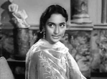 Nutan as Jameela in Dil Hi Toh Hai