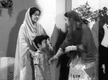 Begum Sahiba sends the maid away