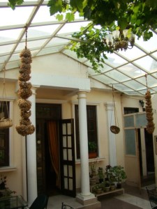 The little porch leading into The Kumaon Room.