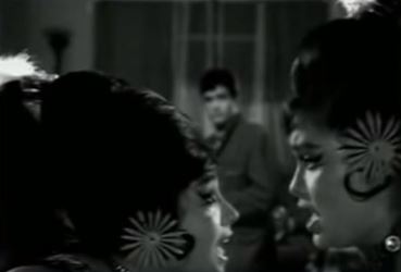 Do pal jo teri aankhon se peene ko mile