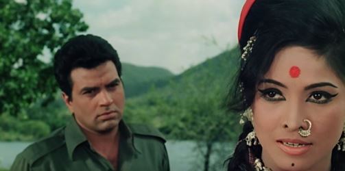 Munni Bai goes off to find out more about Ajit